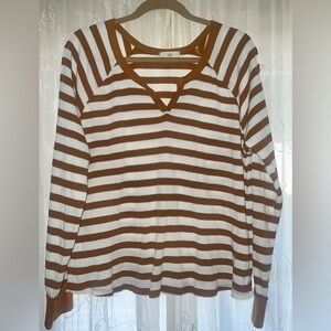 Anthropologie t.la waffle knit v neck long sleeve shirt size large